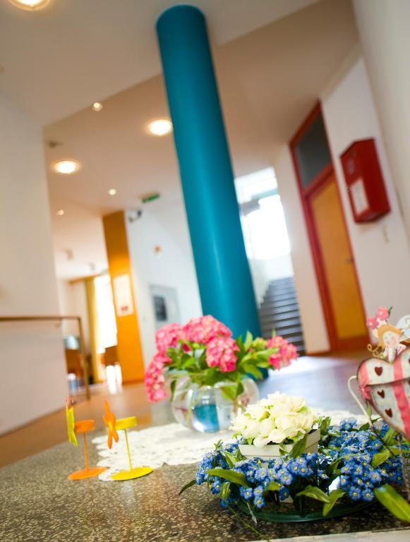 Haus Mobene - Hotel Garni Graz Extérieur photo