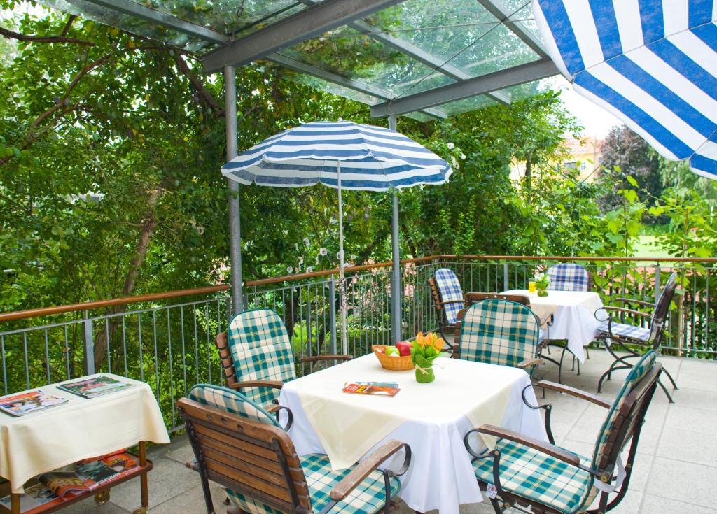 Haus Mobene - Hotel Garni Graz Extérieur photo