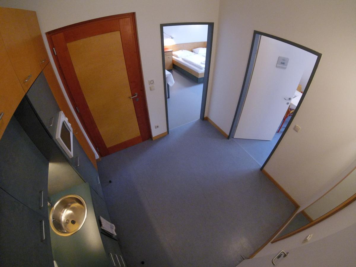 Haus Mobene - Hotel Garni Graz Extérieur photo