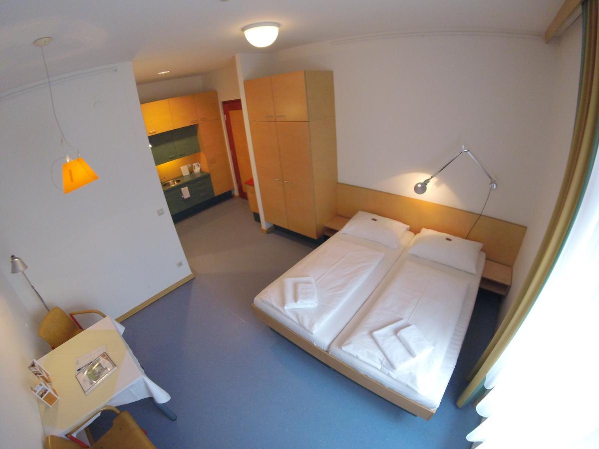 Haus Mobene - Hotel Garni Graz Chambre photo
