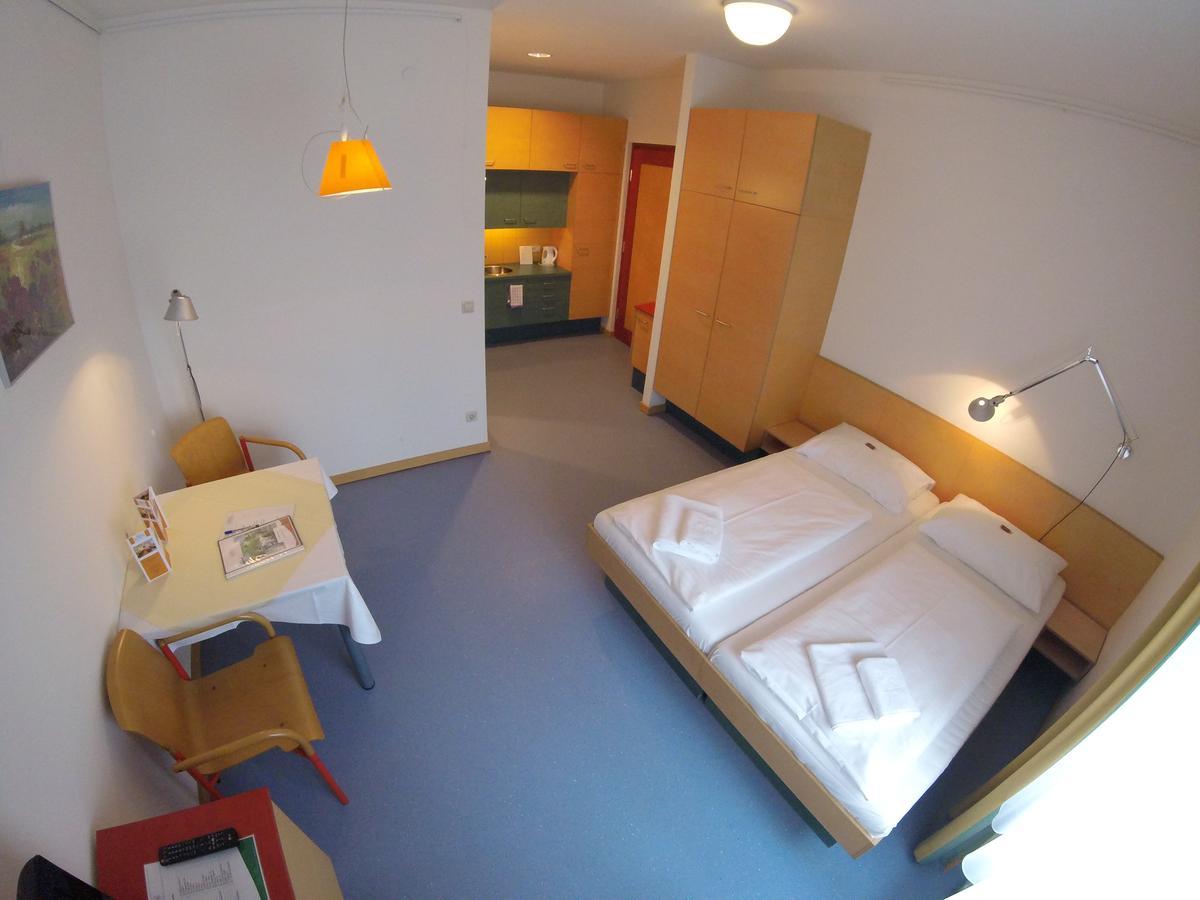Haus Mobene - Hotel Garni Graz Chambre photo